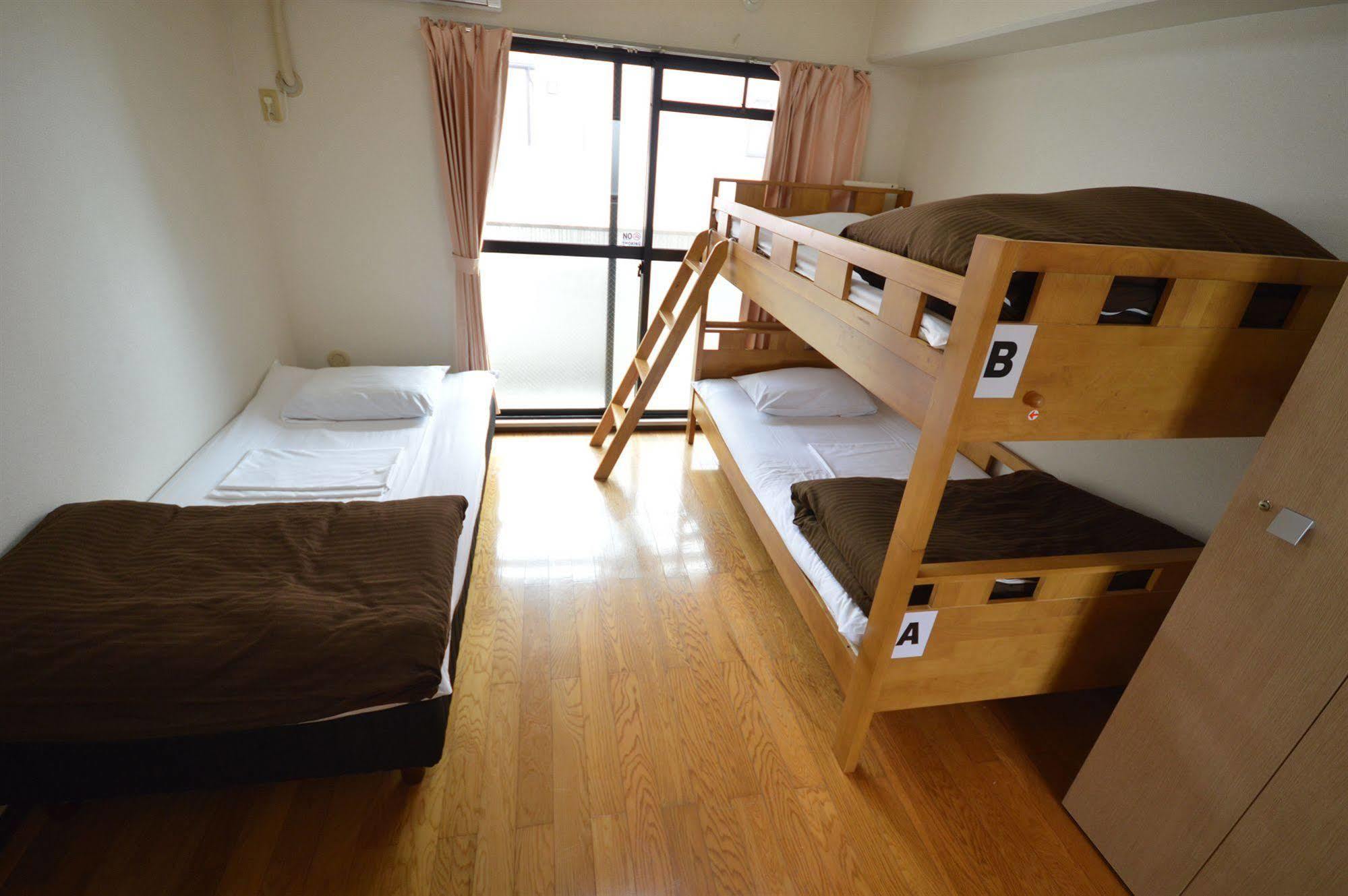 Guest House Hokorobi Fukuoka  Esterno foto